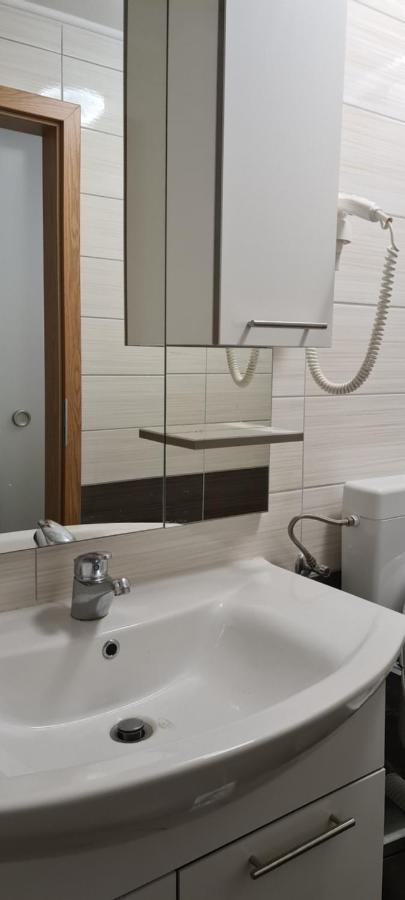 Luxury Apartments Oasis Lumbarda Ngoại thất bức ảnh