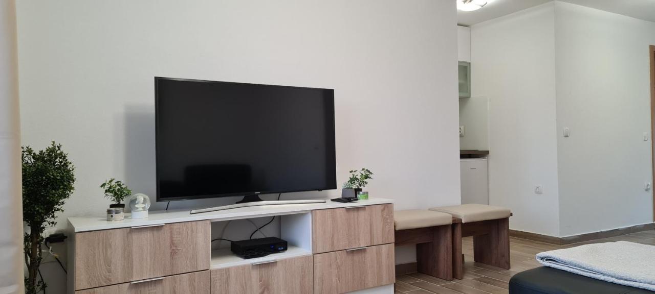 Luxury Apartments Oasis Lumbarda Ngoại thất bức ảnh